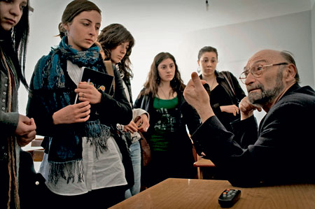 Научная база осталась в России, в Грузии ученому остается преподавать